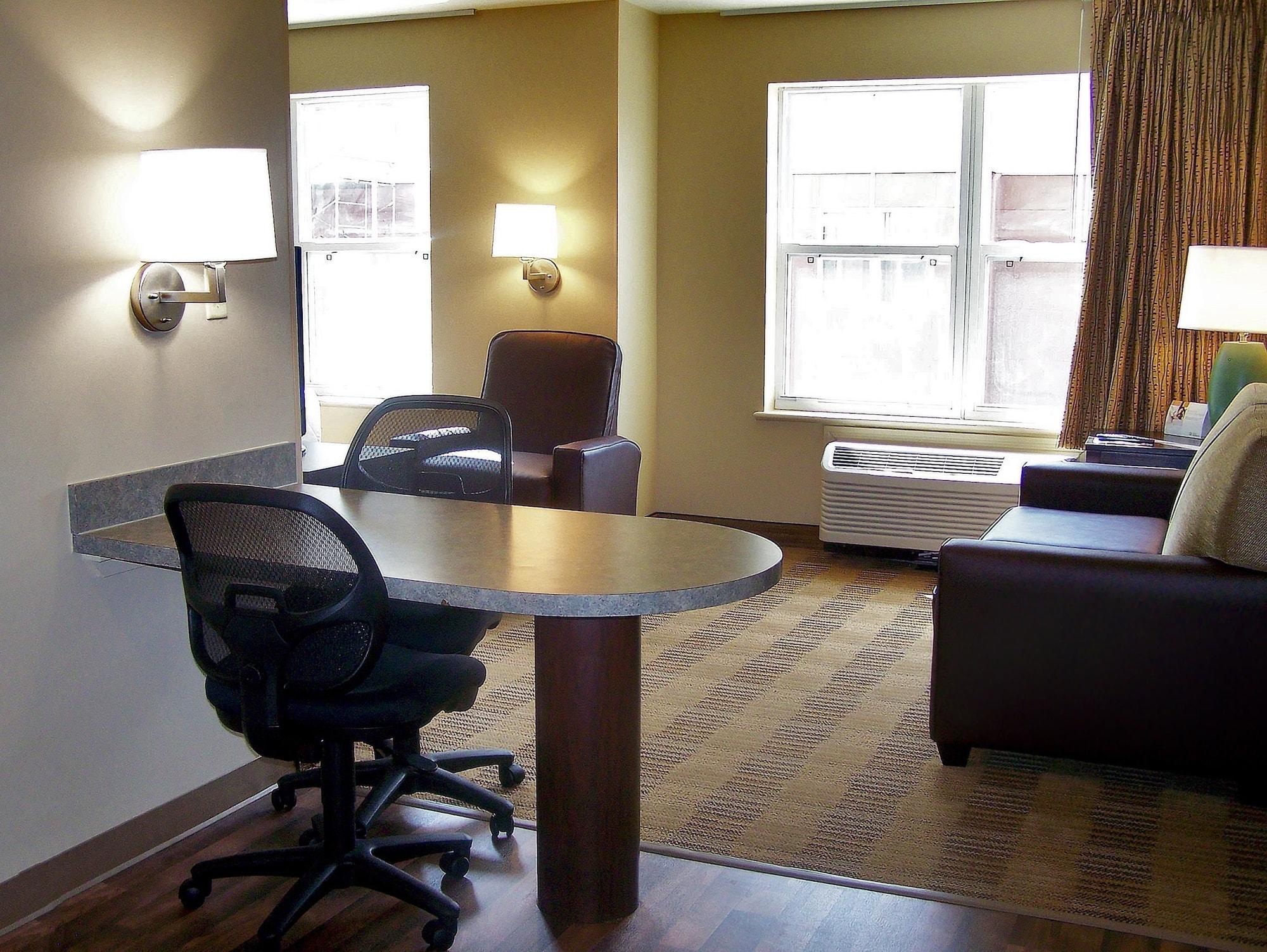 Extended Stay America Suites - Phoenix - Chandler - E Chandler Blvd Экстерьер фото