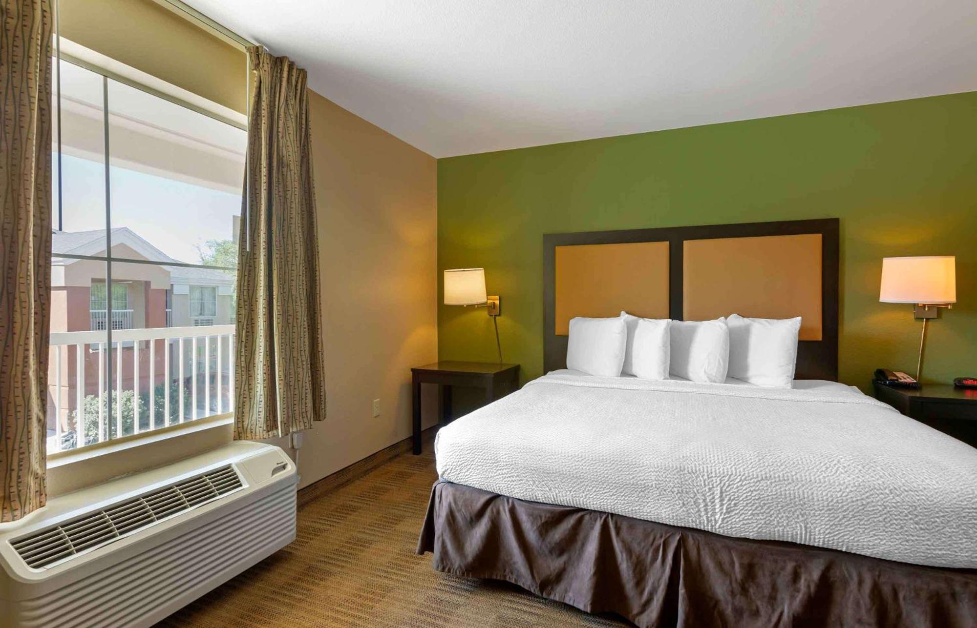 Extended Stay America Suites - Phoenix - Chandler - E Chandler Blvd Экстерьер фото