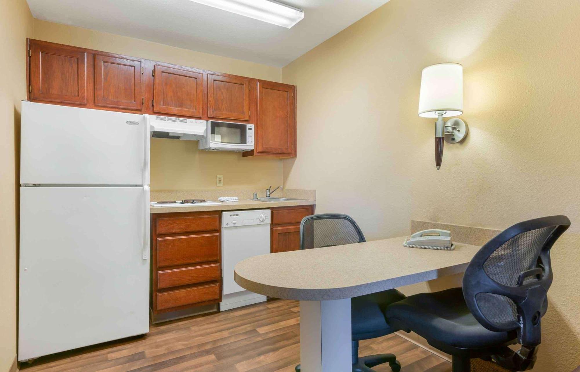 Extended Stay America Suites - Phoenix - Chandler - E Chandler Blvd Экстерьер фото